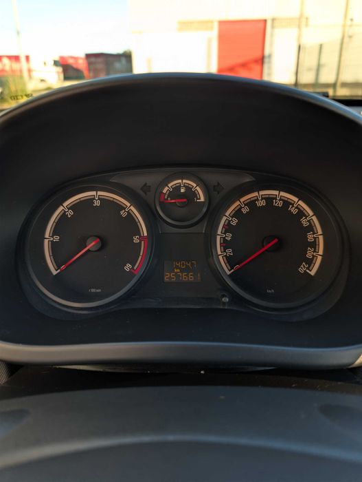 Opel Corsa D 1.3 CDTI (2009)