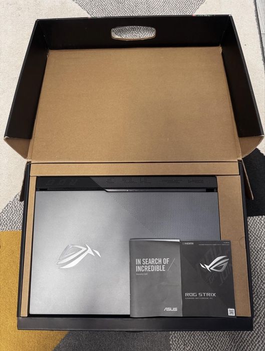 Ігровий ноутбук ASUS ROG Strix G713 / Ryzen 7 / RTX 3060 / 16GB / SSD