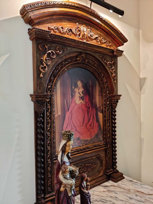 Retábulo com "Madonna di Lucca"