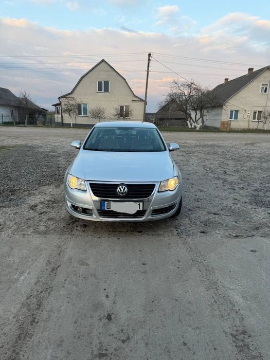 Продам пасат б 6 1.6 fsi