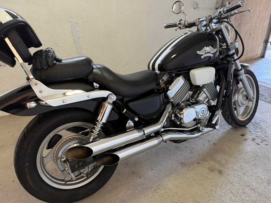 Honda VF750C Magna - Impecável