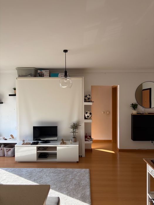 Apartamento t1 +1 casal do marco  disponivel 1/9/26