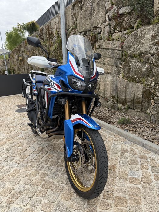 Mota honda  africa twin