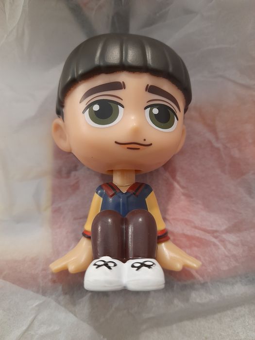 Bonecos STRANGER THINGS McDonald's Colecção 6 figuras Eleven, Dustin