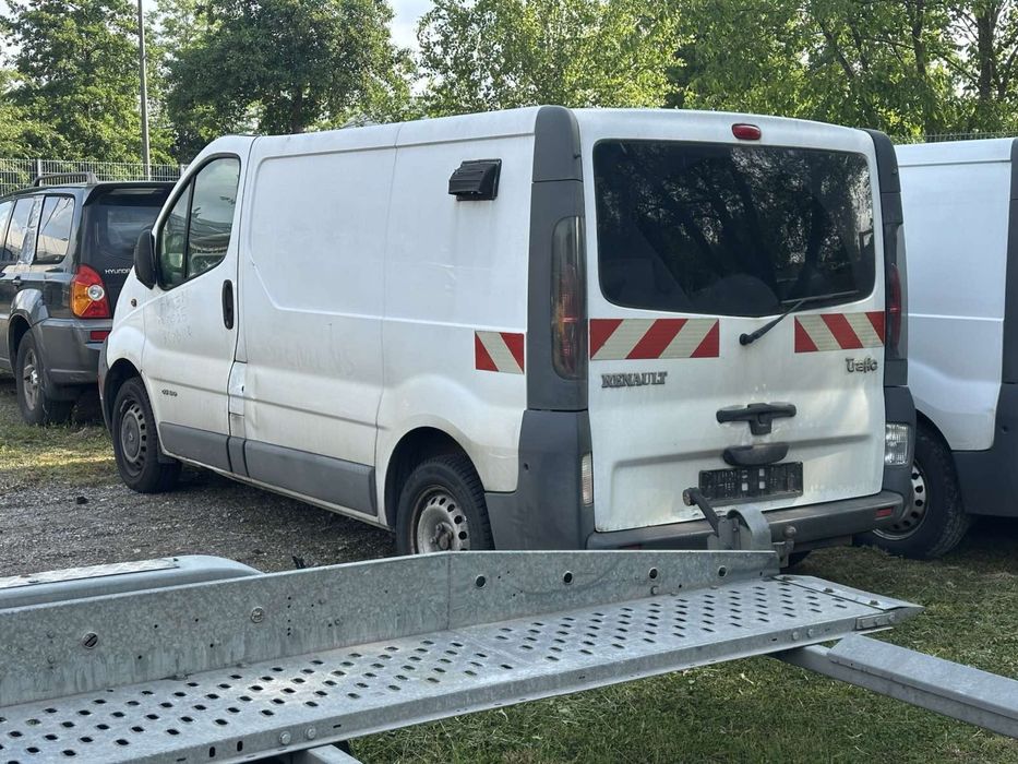 Авторозборка Трафік Віваро Raffic Vivaro 2001-2014 навісне двигуна