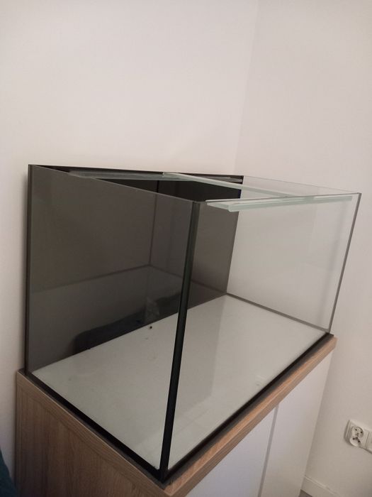 Sprzedam akwarium 200 l