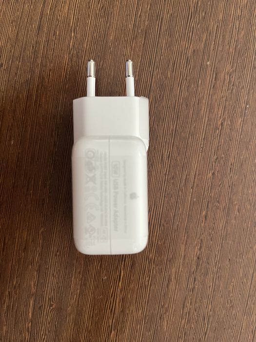 Carregador Apple 10W com cabo