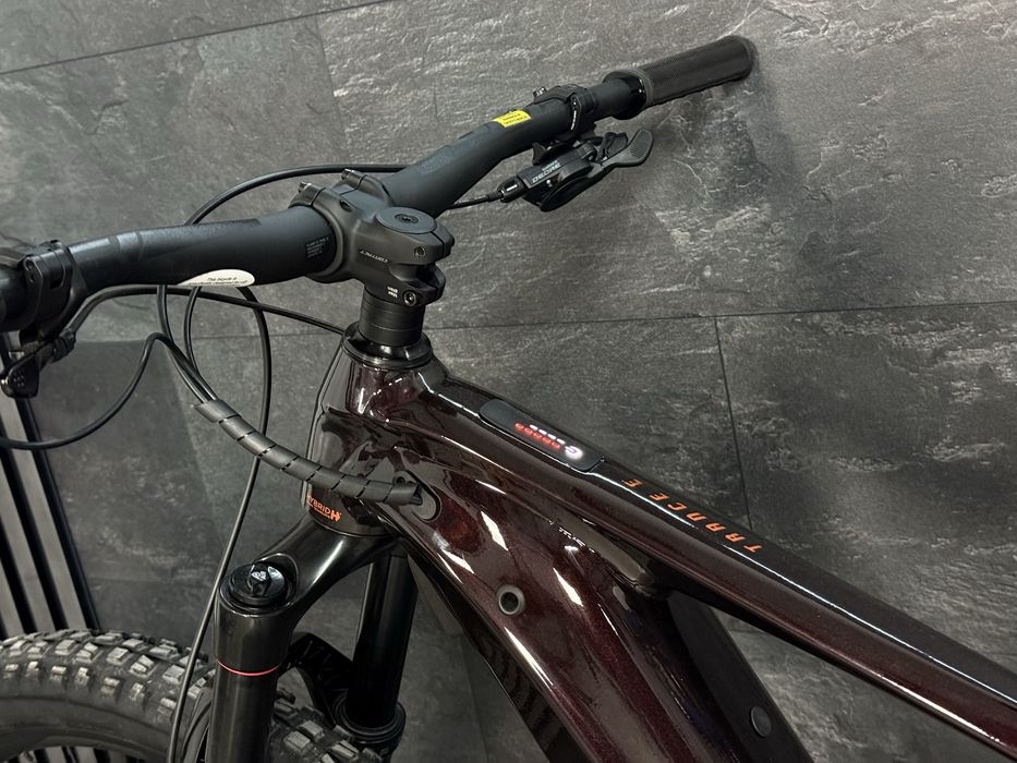 Новий Giant Trance E двопідвісний електровелосипед