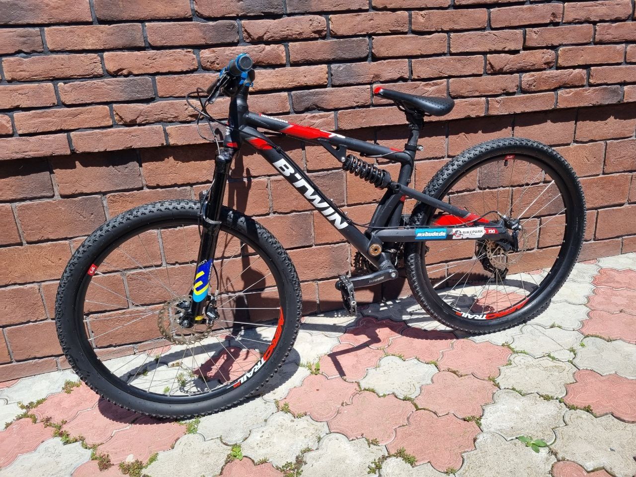 BTWIN Rockrider 520s 350 Olx