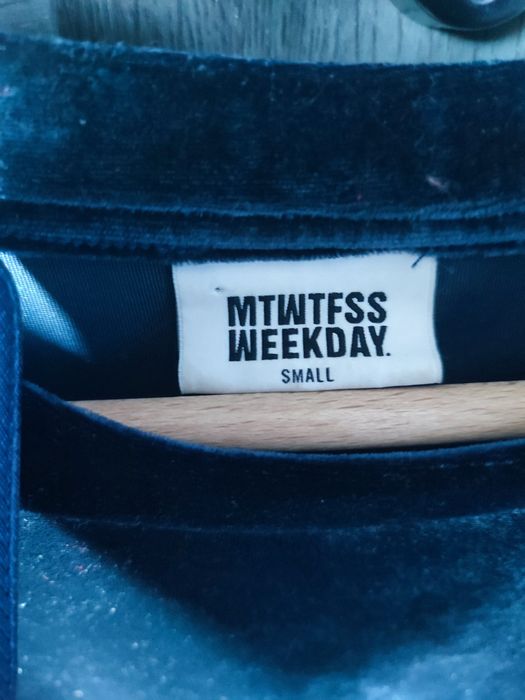 Welurowa granatowa sukienka M