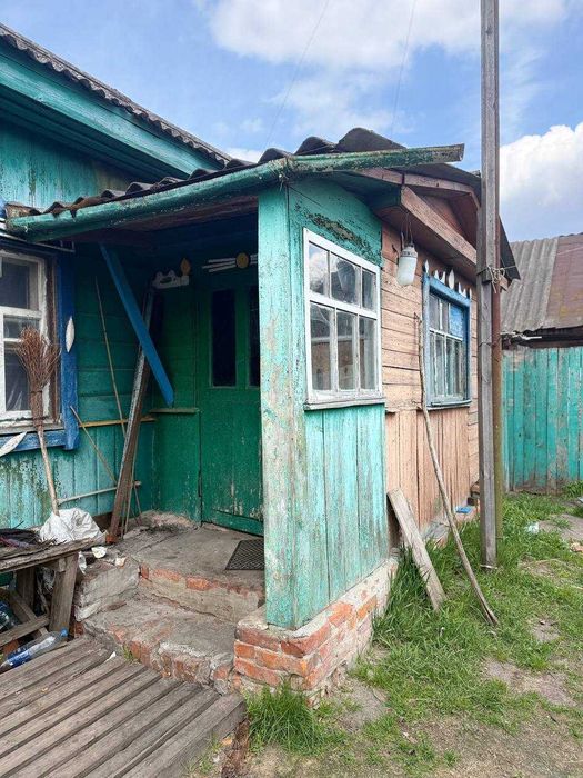 Продаж будинку в центрі с. Ріпки з приватизованою ділянкою!