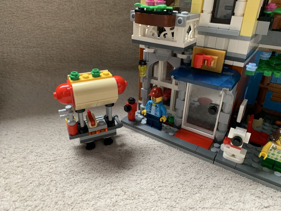 LEGO 31097 Creator 3w1 Sklep zoologiczny i kawiarenka
