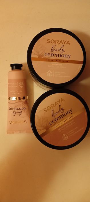 Nowe z metką zestawy kosmetyków Aurora oraz Soraya