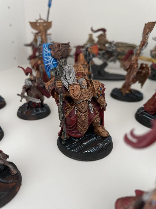 Custodes - armia