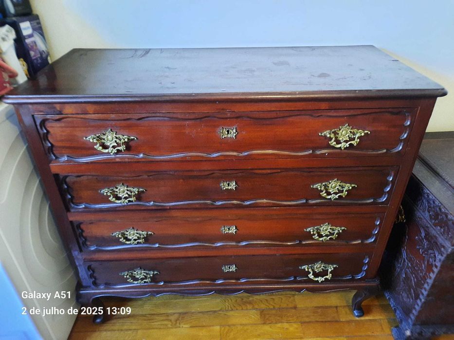 Conjunto de Quarto Antigo