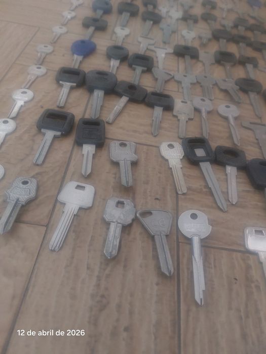 Chaves de automóveis modelos antigos