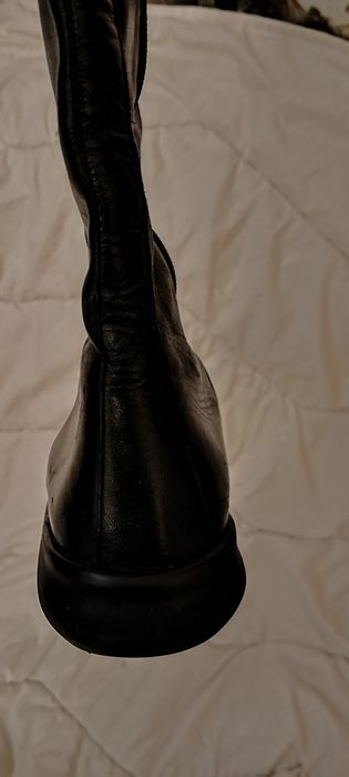 Чоботи жіночі високі шкіряні р.39