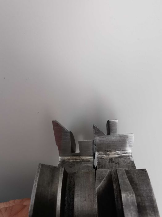 Frezy do drewna do Boazerii szalówka podbitka pióro - wpust