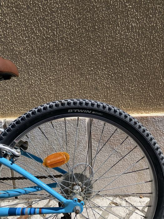 bicicleta b-twin azul