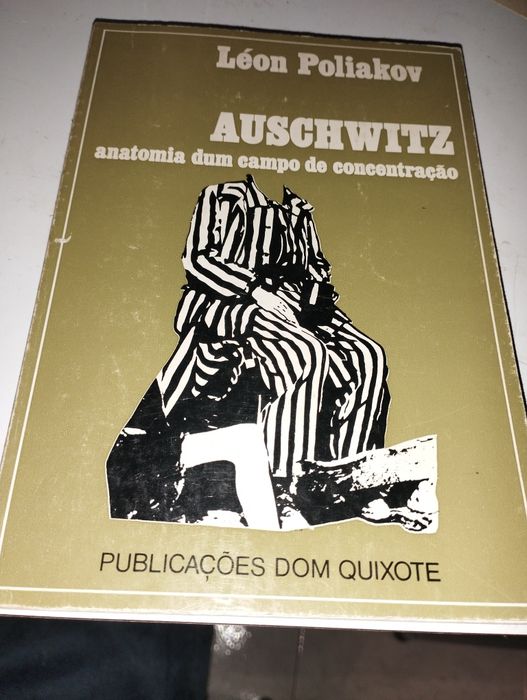 Livro " Auschwitz - anatomia dum campo de concentração"