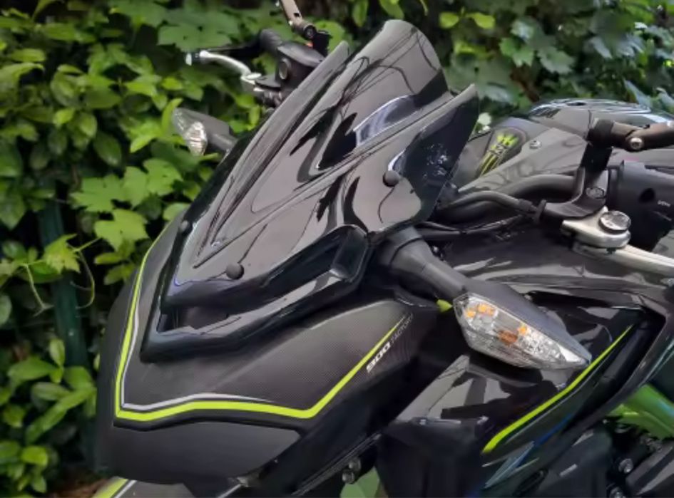 Вітрове скло до Kawasaki Z900