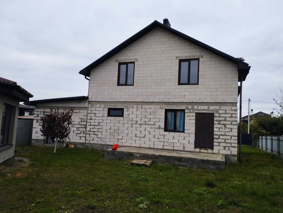 Продаю будинок на Таращанському масиві