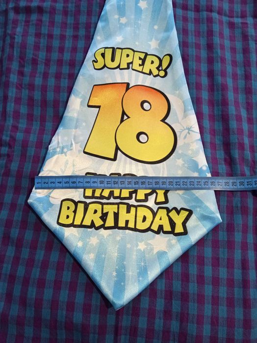 Краватка для святкування дня народження.