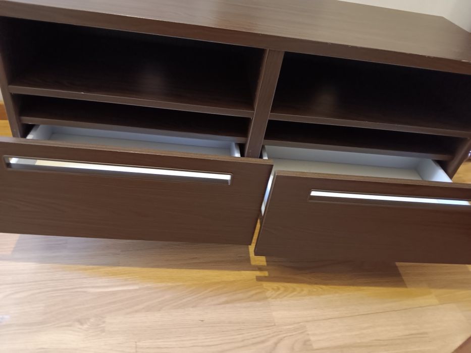 Móvel TV IKEA Móvel TV do IKEA,  cor castanho escuro,