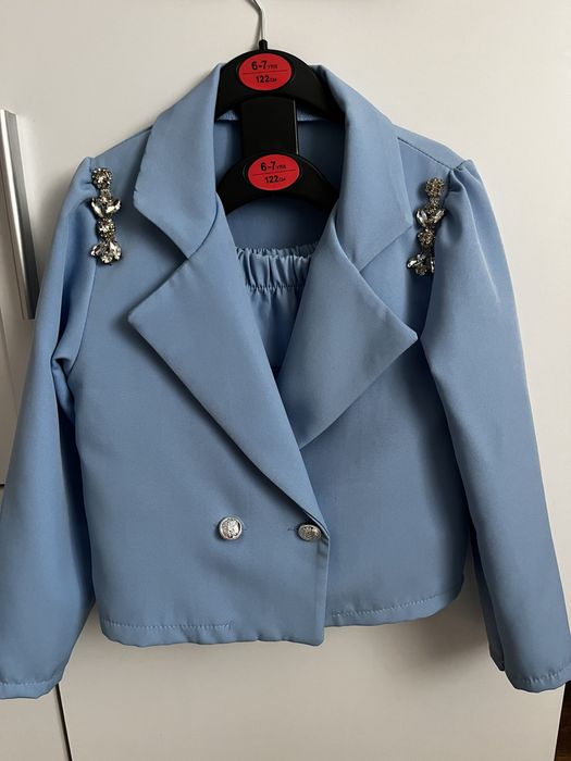 Костюм на дівчинку