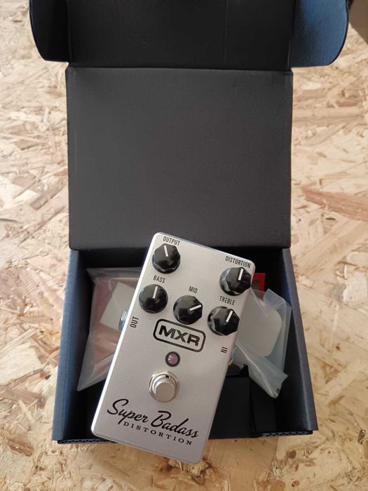 MXR 75 Super Badass Distortion. New!