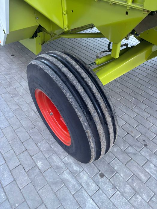 Комбайн Claas Dominator 86