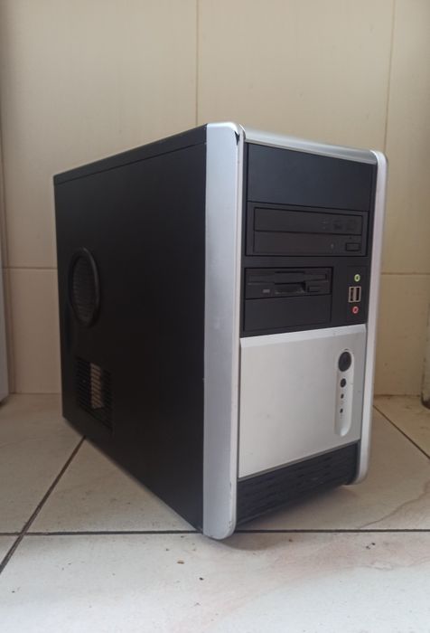 Системный блок  Intel Core i3 2100/8gb ddr3/120ssd/500hdd