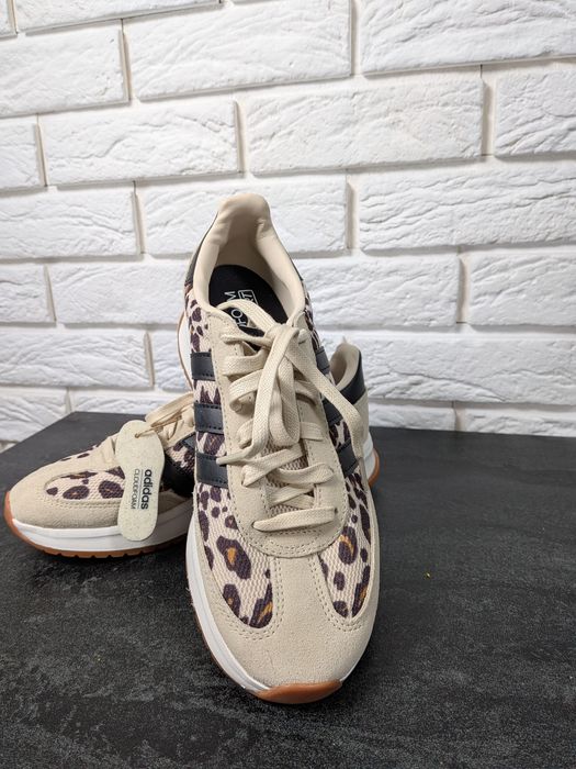Жіночі кросівки adidas Run 70s 2.0, розмір 39/24,5 адідас