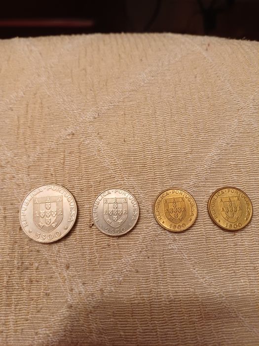 Moedas Comemorativas escudos "Mundial Hóquei 1982