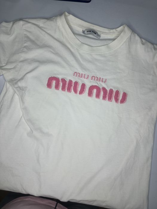 Футболка міу міу,в гарному стані