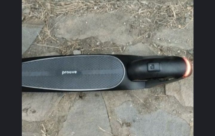 Продам електро самокат proove