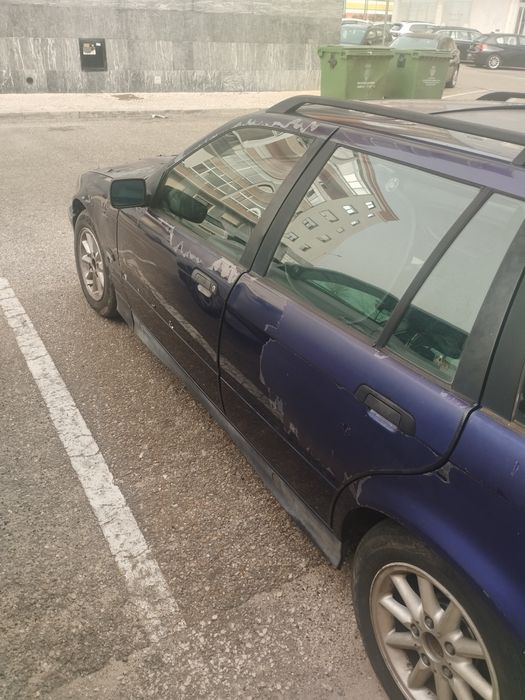 BMW 318 TDS 1997 Touring gasóleo  €465 Euros ou iPhone 16