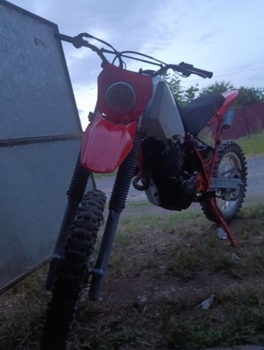 Мотоцикл Yamaha XT 600 K