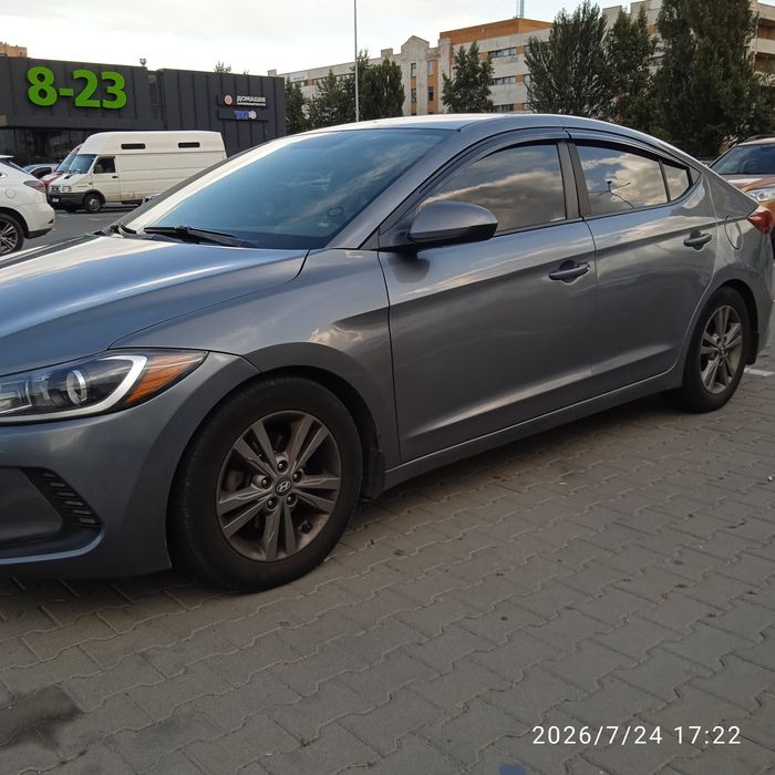 Hyundai Elantra!!
