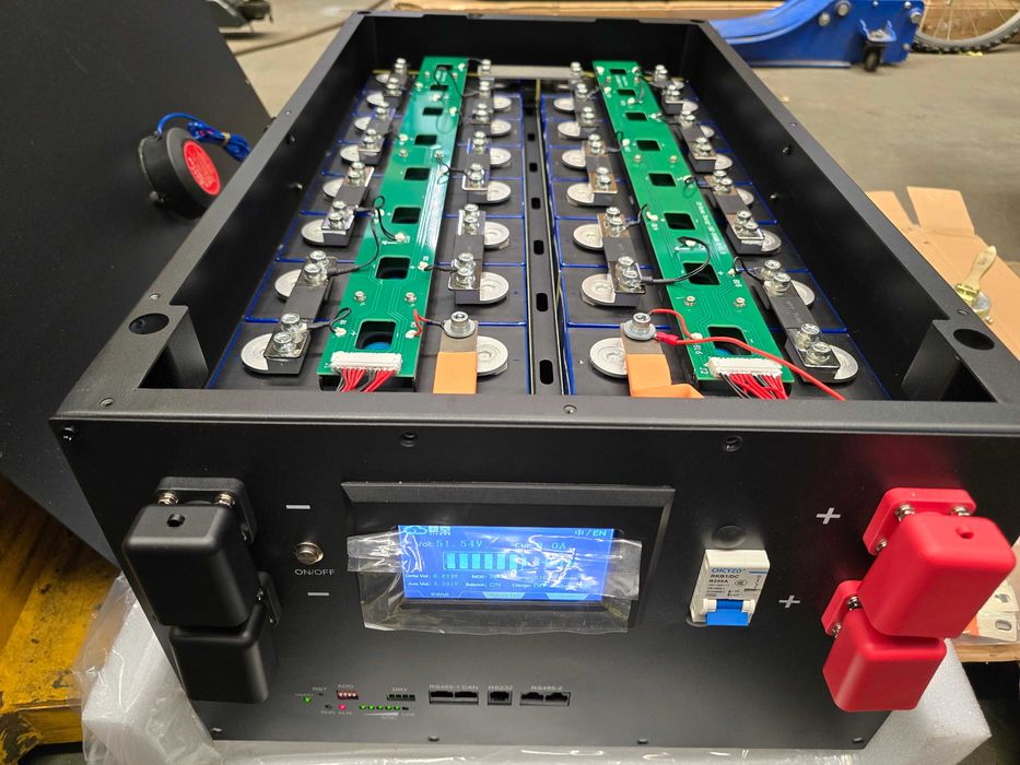 Pionowy magazyn energii 17,2kWh 48V ogniwa EVE MB31v3 BMS JK 200A/350A