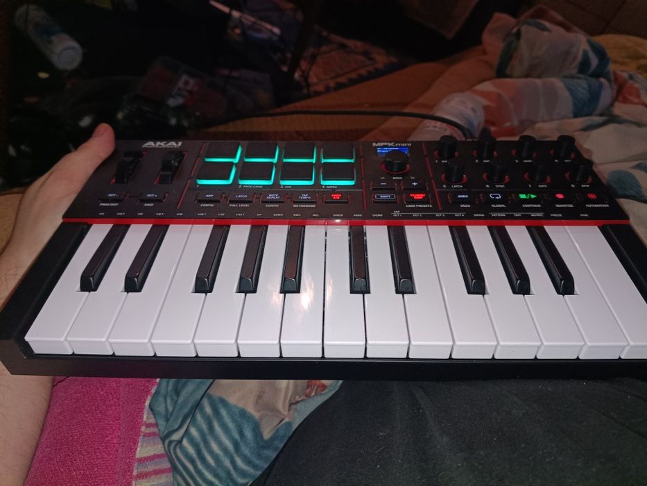 Akai MPK Mini 4 IV mk4