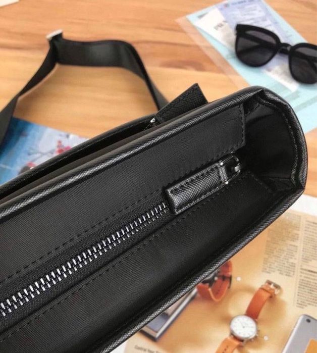 Сумка Prada 2VH797 нейлонова loro louis brunello ami чорна чоловіча