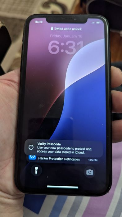 iphone XR Заблокований