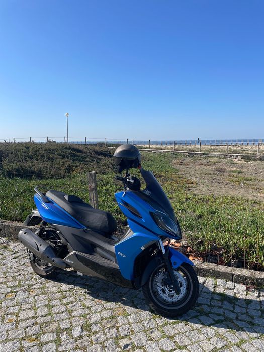 Scooter Kymco K-XCT 125cc | 2018 | Apenas 3.500 km