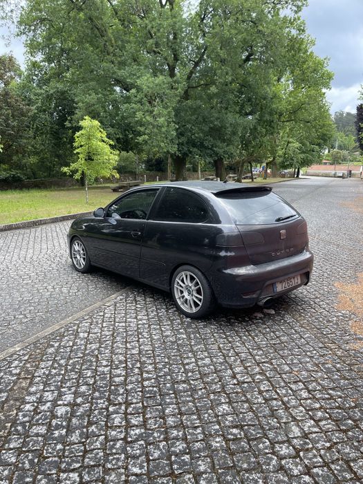 Seat ibiza 6l pd 130 5lugares