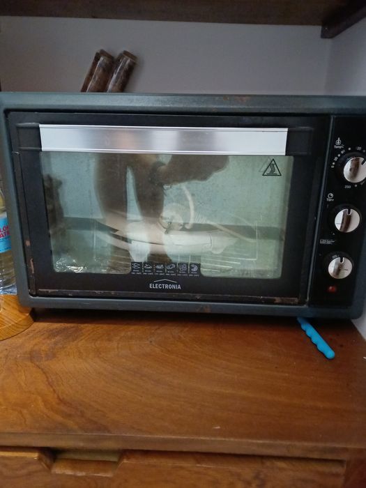 Forno usado e tostadeira