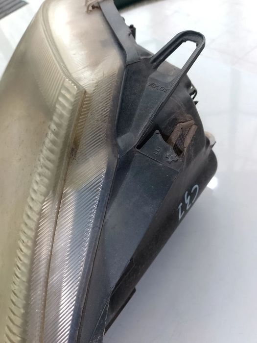 FAROL DIREITO CITROEN C3 I 02- / 9647214180 APOIO PARTIDO