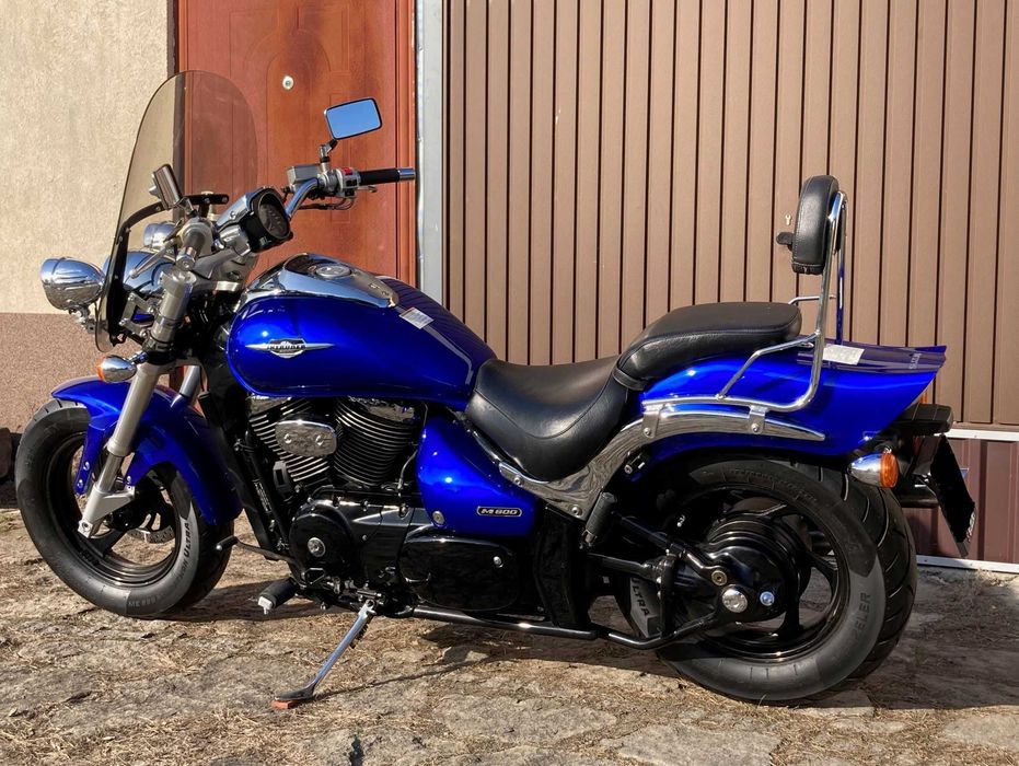 Suzuki Intruder 800