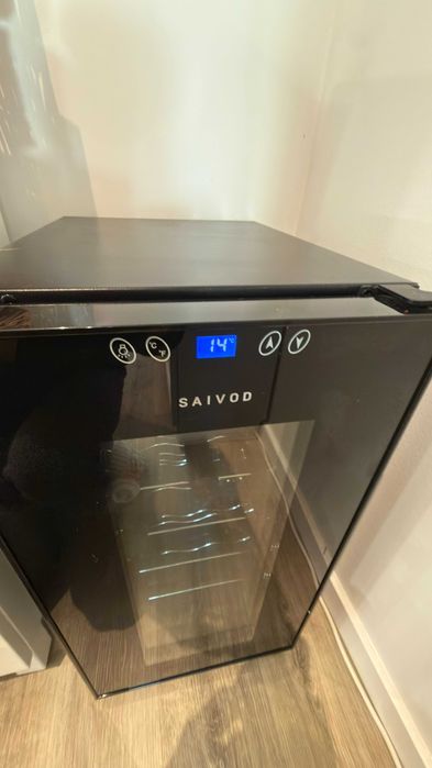 Garrafeira Saivod VS1821 para 18 Garrafas