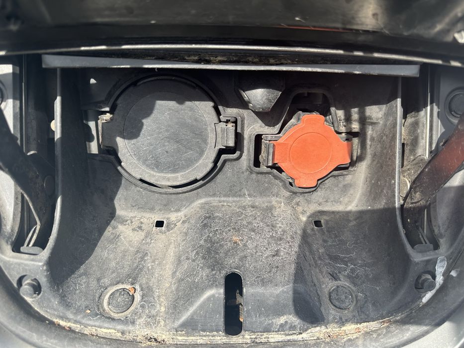 Продам Nissan Leaf 2014 г